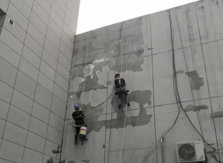 赤峰市楼顶漏水维修公司分享下赤峰市外墙防水的注意事项
